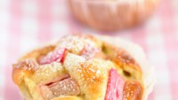 Rhubarb Muffins