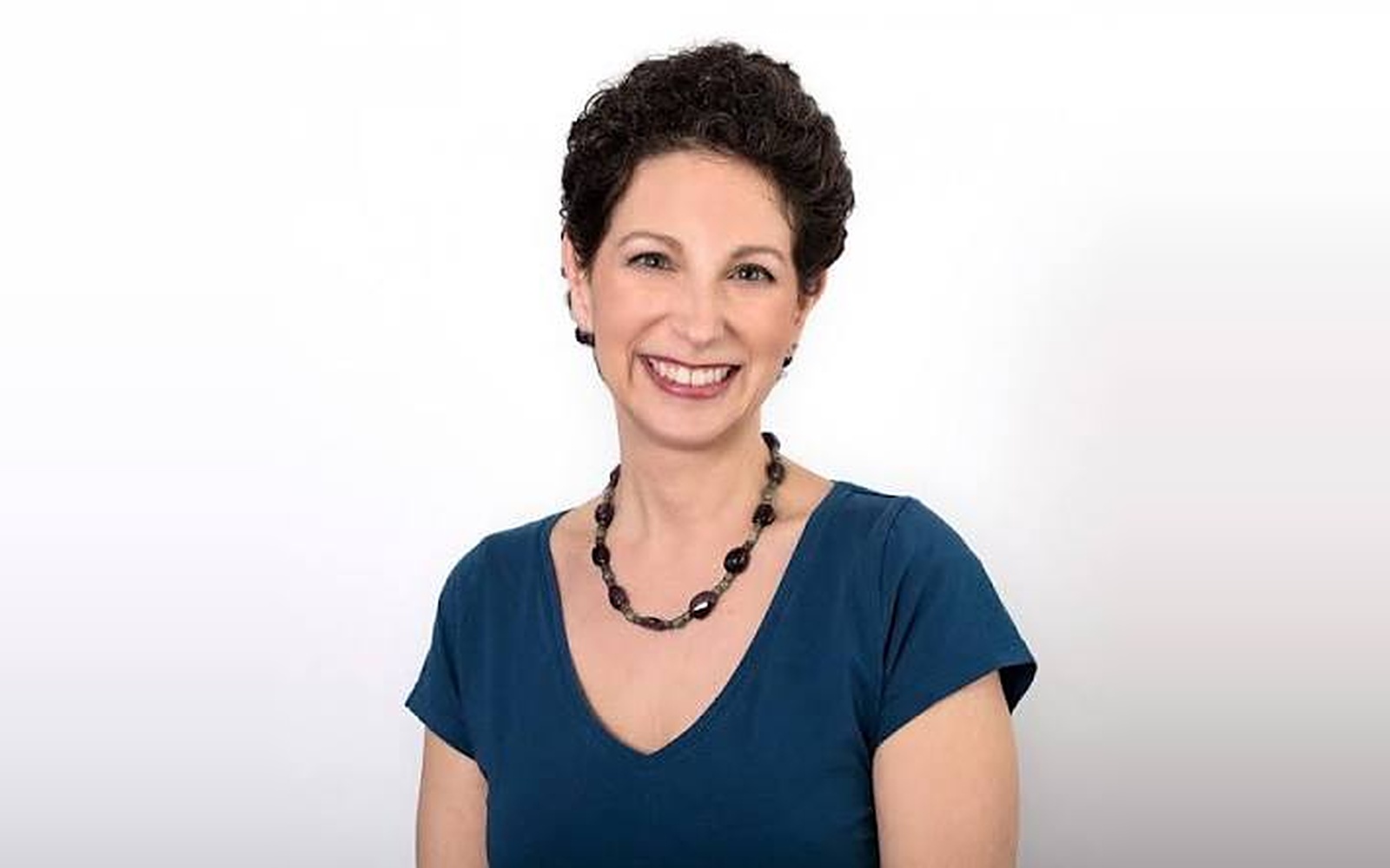 SPIRIT: Let’s Get Organized: 7 Steps to Achieving Calm, Clarity, and Control in Your Space, Mind – and Life! 
