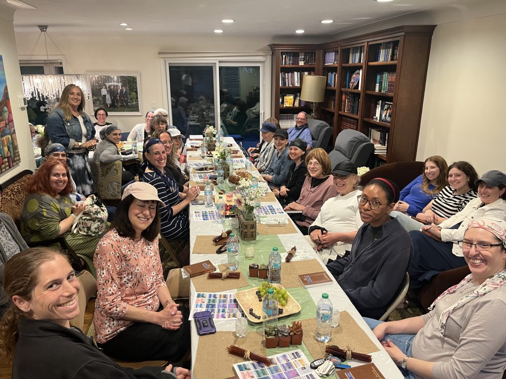 Women in Cleveland gathered for their final shiur on Sefer Tehillim, concluding both their learning of the sefer and communal cycle of Nach Yomi which they began with Sefer Mishlei.