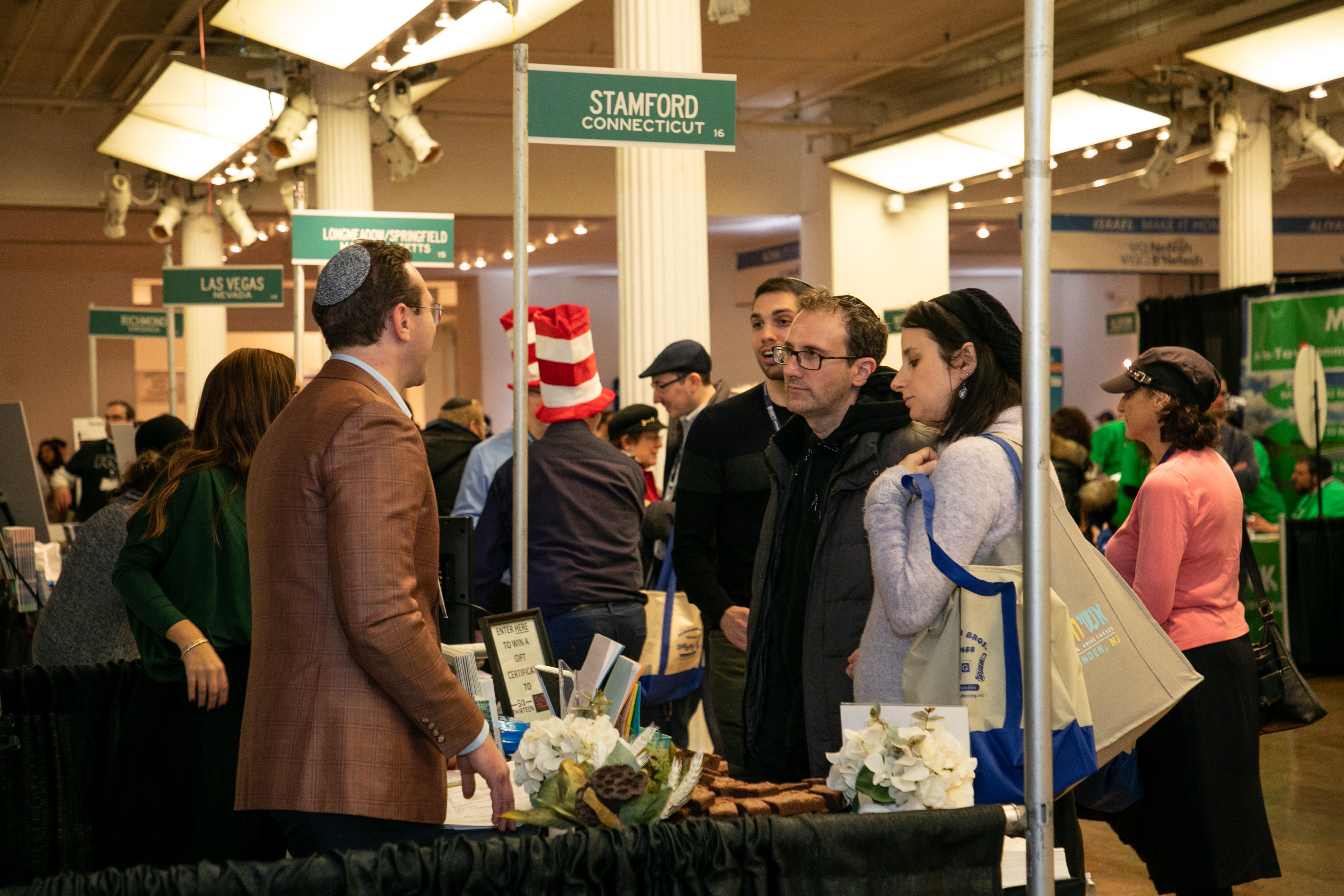 Nearly 2,000 Attend OU Jewish Community Home & Job Relocation Fair