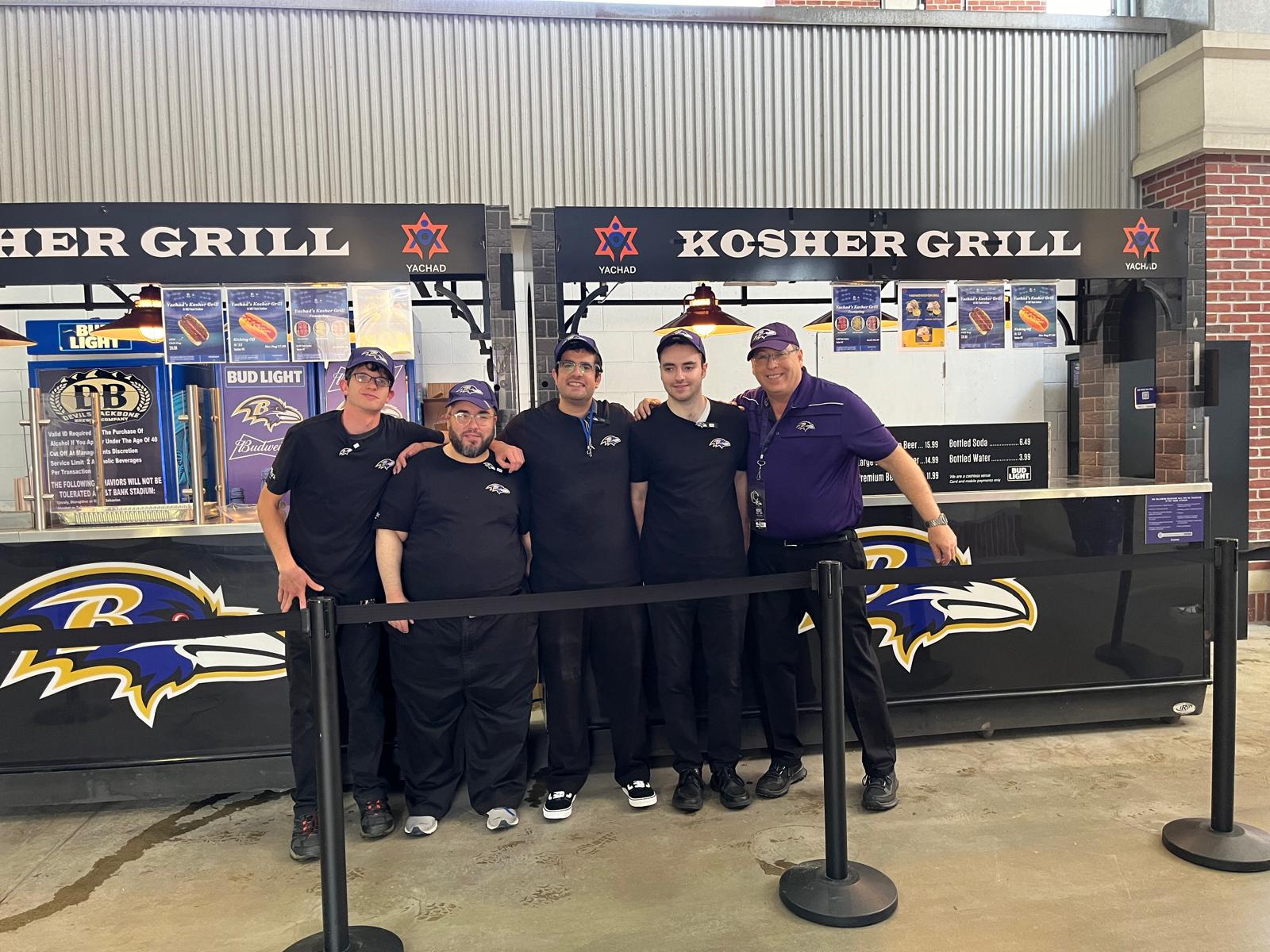 Kosher Concession Stand Run by Orthodox Union’s Yachad Attracts Hundreds of Sports Fans