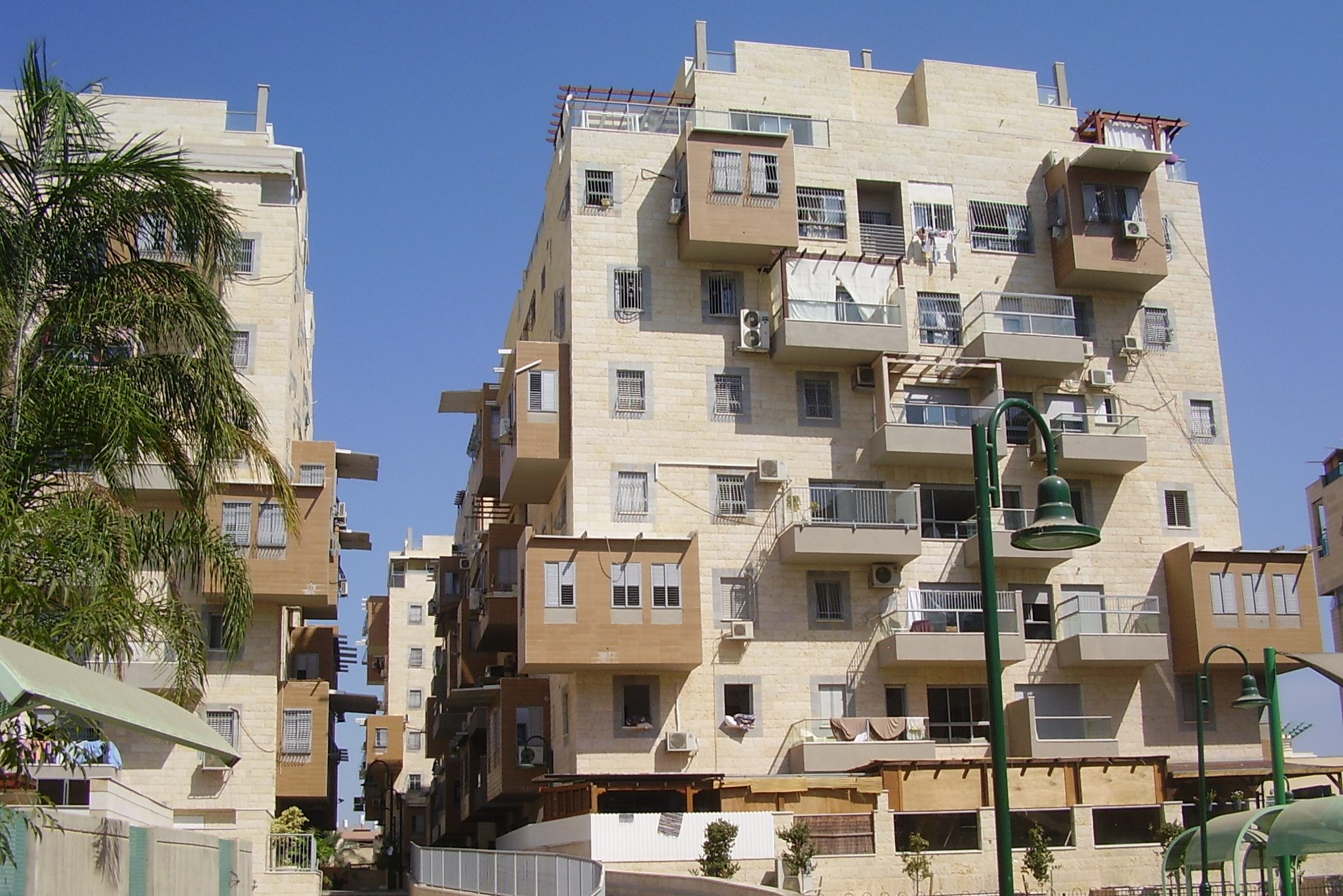 Placement of the Sukkah
