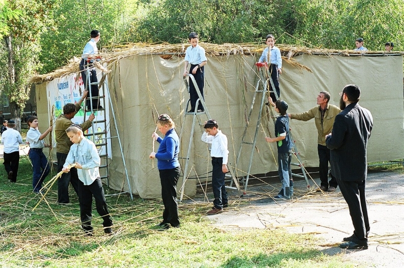 The Mitzvah of Building a Sukkah