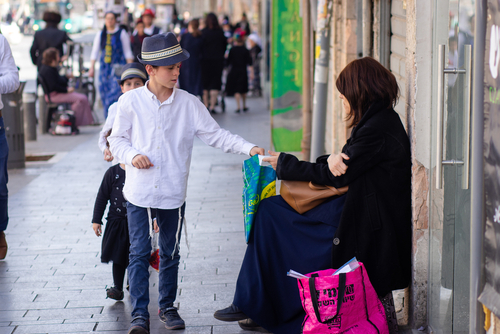 Greeks, Jews and the Value of Charity