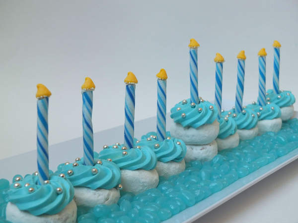 Chanukah Cupcake Menorah