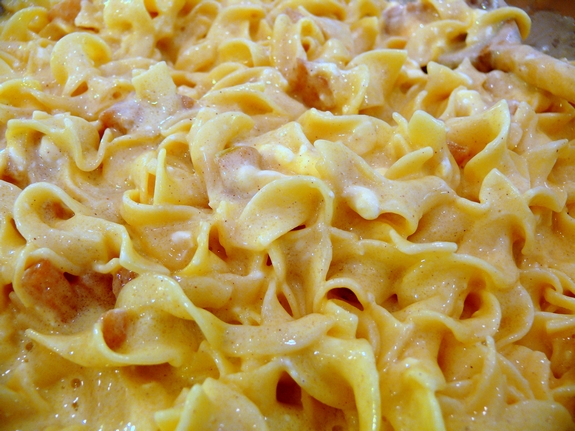 Creamy Pareve Vegetable Noodle Kugel