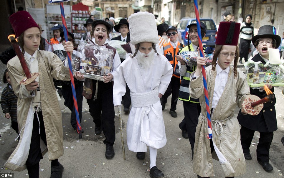 A Williamsburg Purim