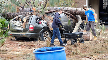 Memphis Yeshiva Students Take Part In Hurricane Relief Effort