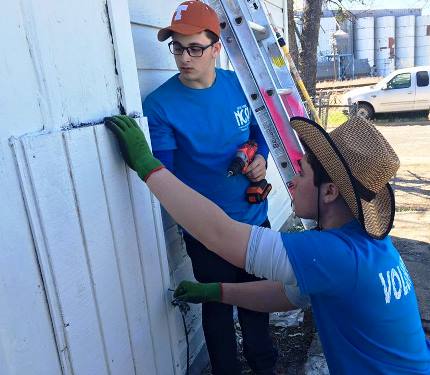 NCSYers Make a Difference in Flood-Ravaged Texas